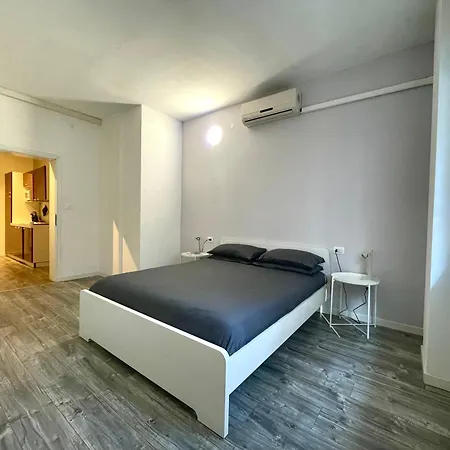 Manuzio Venezia - Free Parking Mestre